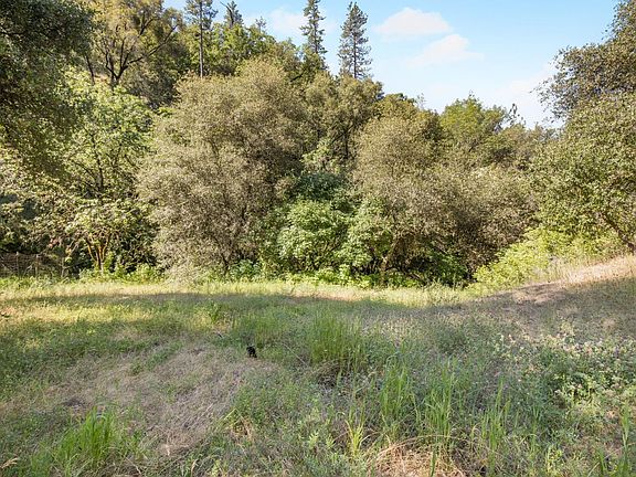 3rd image of Cacalaveras County