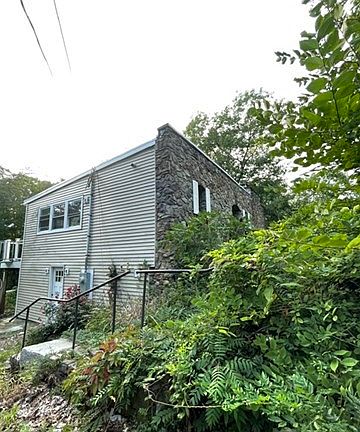 5th image of 316 Hancock St