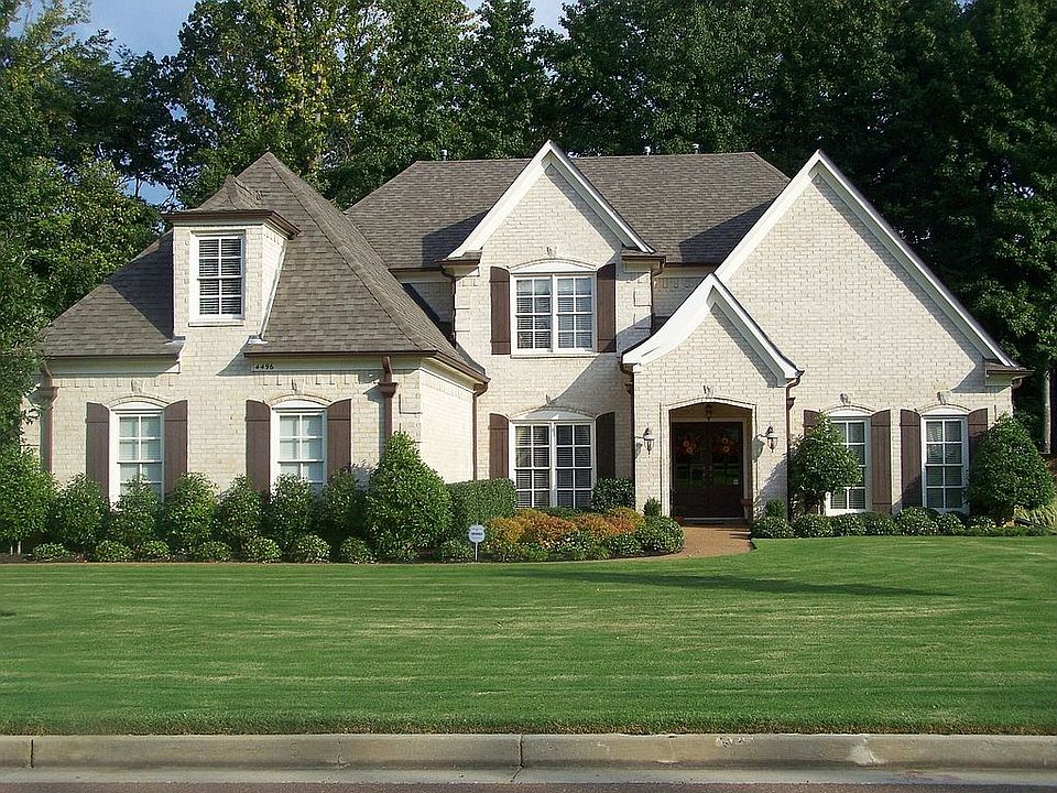 4496 Mt. Gillespie Drive