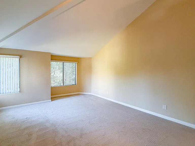 2621 Plaza Del Amo #519 — Photo 14