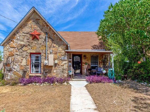 250 W 2nd St, Rhome, TX 76078