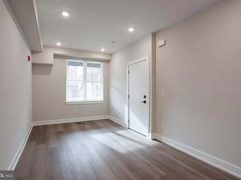 3849 Fairmount Ave #1 — Photo 7