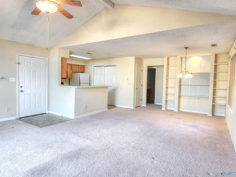 262 Waters Edge Ln #262 — Photo 3