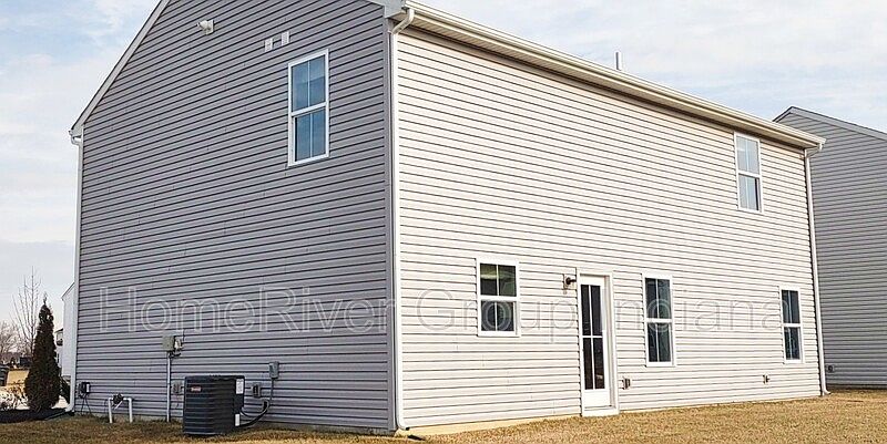 2nd image of 8503 Fownes Ln