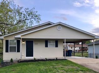 1402 Horine Rd, Festus, MO 63028