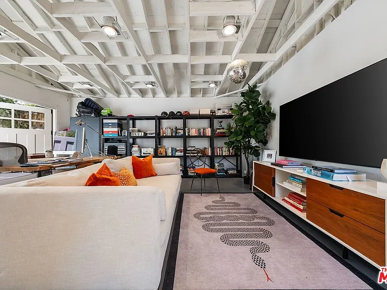 3640 Maplewood Ave — Photo 41