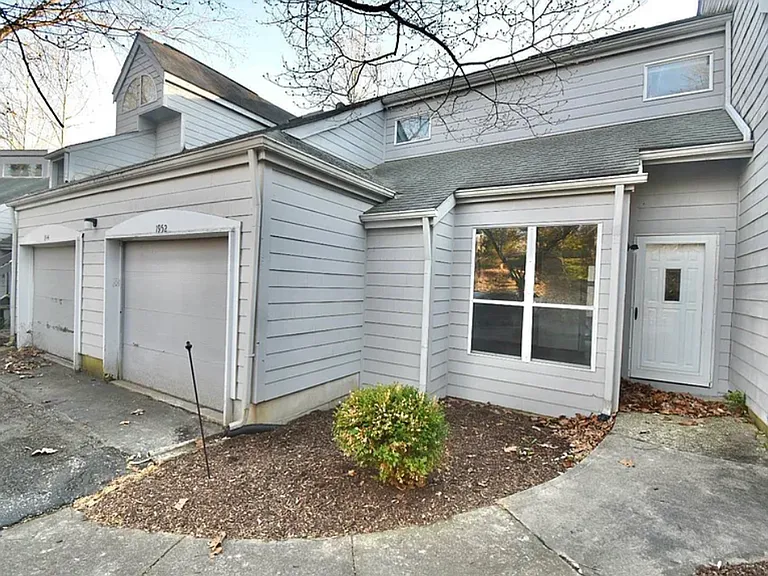 1938 E Bay Pointe Dr — Photo 26