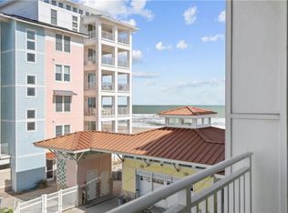 3738 Sandpiper Rd APT 202B, Virginia Beach, VA 23456