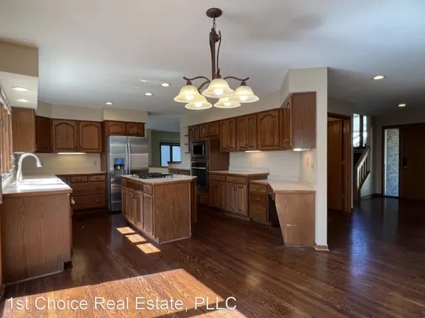 4216 Mariner Ln, Okemos, MI 48864