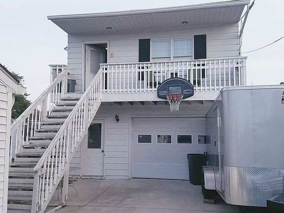 3rd image of 7 Barclay Dr