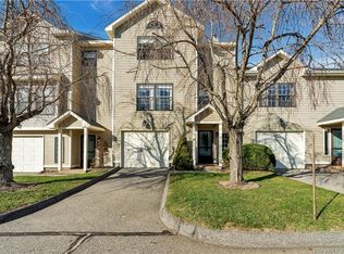 409 Stage Coach Row UNIT 409, Colchester, CT 06415