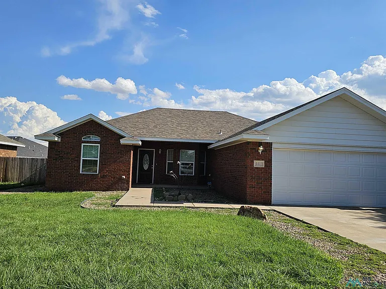 4413 Sandstone Dr — Photo 1