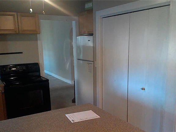 5th image of 1648 27th Ave N