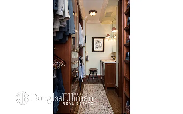 Sold by Douglas Elliman | media 26