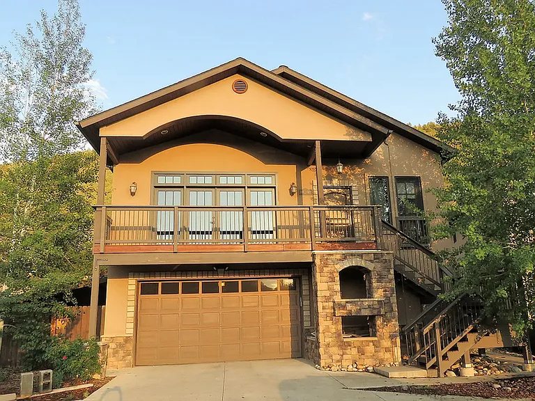 410 Jenkins Ranch Rd — Photo 1