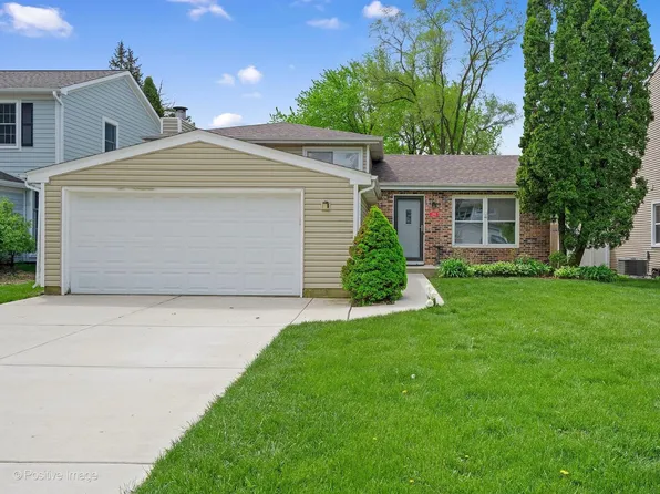 1500 Pershing Ave, Wheaton, IL 60189
