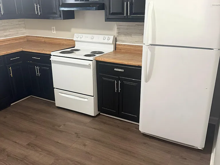 526 Whitener Dr #1 — Photo 5