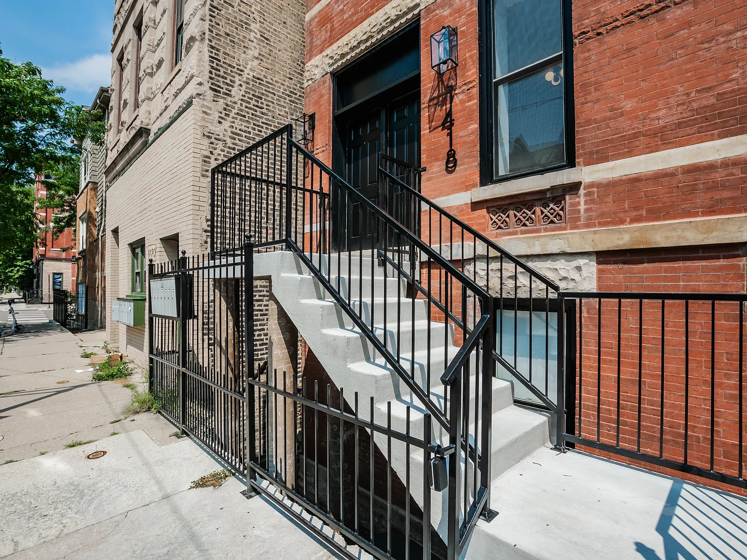 2 bed, 850 sqft, $2,650 — Photo 1
