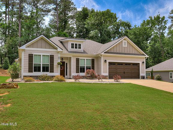 4th image of 140 Godfrey Drive