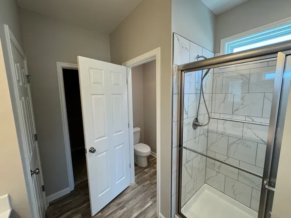 1404 Brookline Ct, Hebron, KY 41048