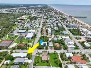 305 9th St S, Flagler Beach, FL 32136