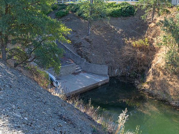 4th image of 6286 Ricky Rd