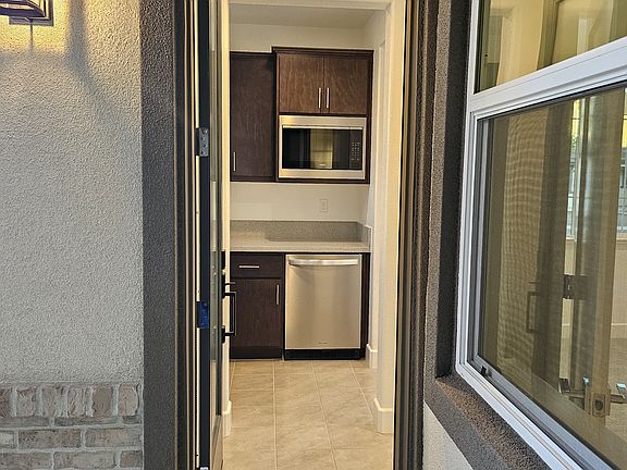 3rd image of 17039 Gelder Ct #B