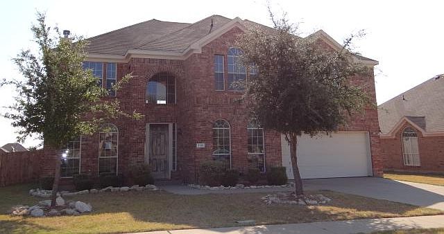 1st image of 718 Oak Creek Dr