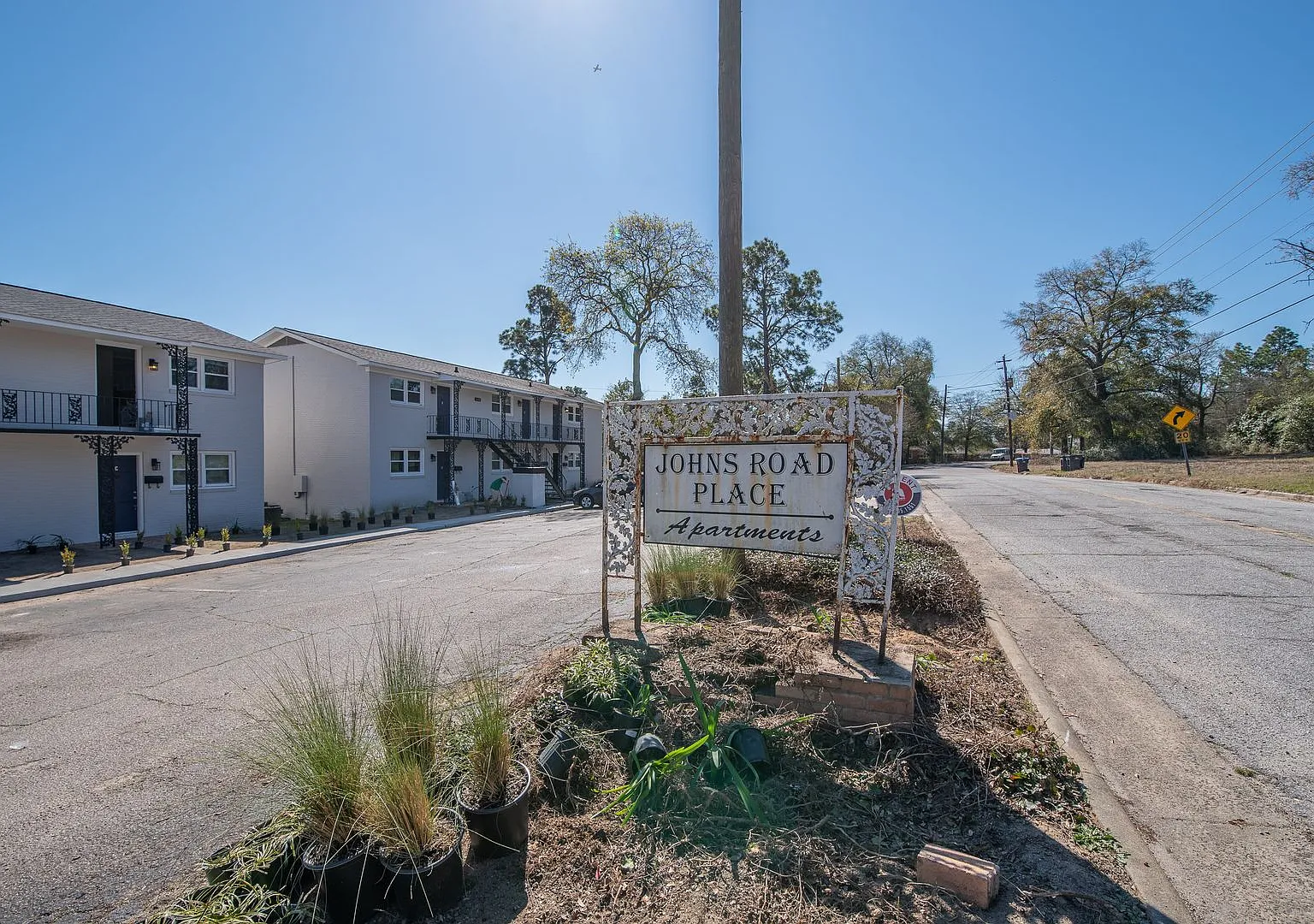 Johns Road Apartments — Photo 3