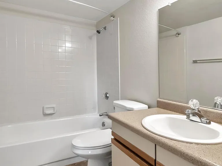 154 W 5th St #250 — Photo 24