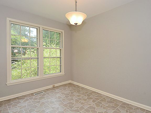 4th image of 7475 Adams Park Ct
