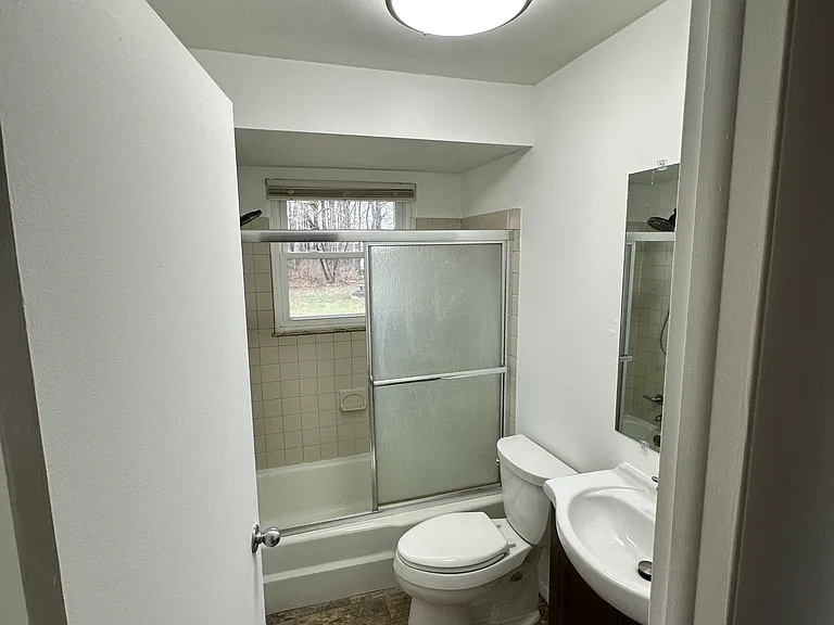 16183 Crest Dr #1 — Photo 14