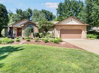 1684 Cedar Chase Dr, Akron, OH 44312