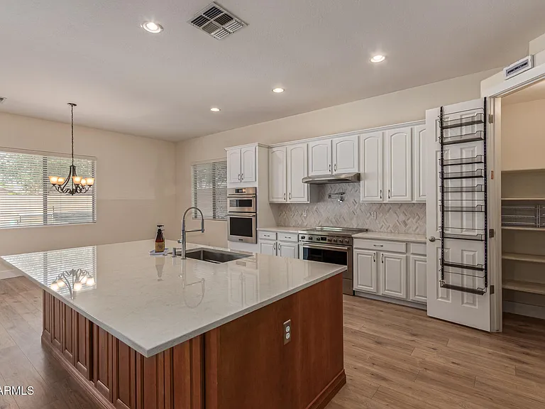 4978 E Karsten Dr — Photo 9