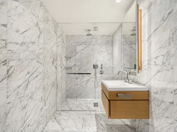 565 Broome Street image 22 of 22