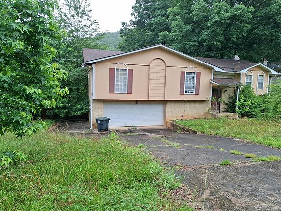 3rd image of 1431 Farmington Rd