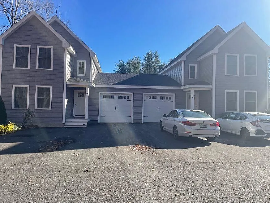28 Campbell Dr #B