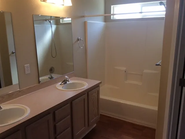 6617 NE 166th Ave — Photo 9