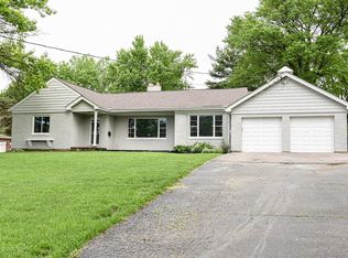 1030 W Galbraith Rd, Cincinnati, OH 45231