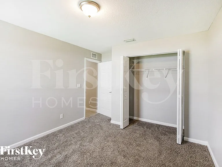 1351 SW Amboy Ave — Photo 12