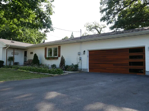 12530 Parrish Ave, Cedar Lake, IN 46303