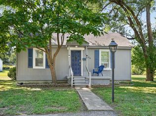 5308 Quivira Rd, Shawnee, KS 66216