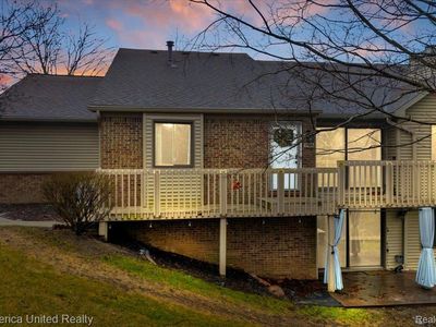 7968 Lawrence, West Bloomfield, MI, 48322