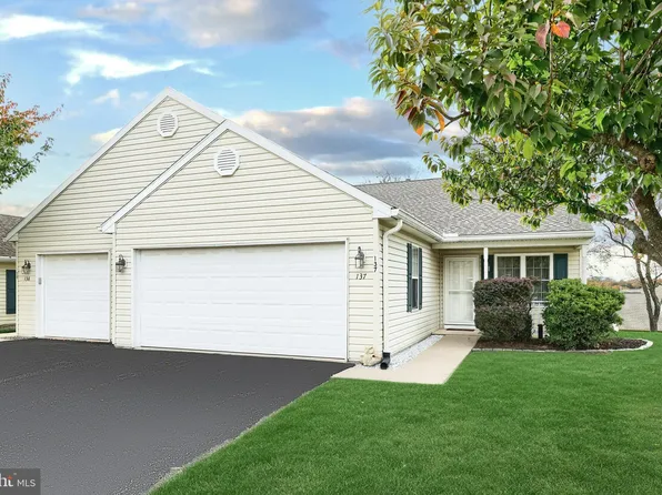 137 Furlong Way #137, Red Lion, PA 17356