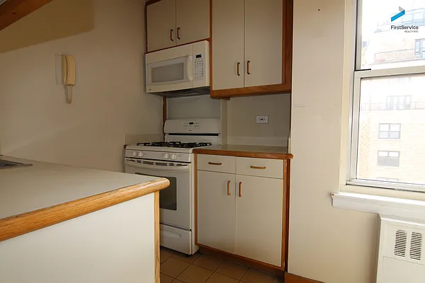 Rented by FirstService Realty (legacy) | media 30