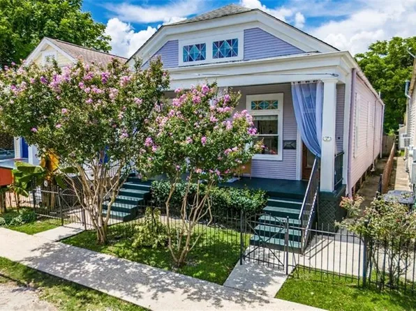 716-718 Arabella St, New Orleans, LA 70115