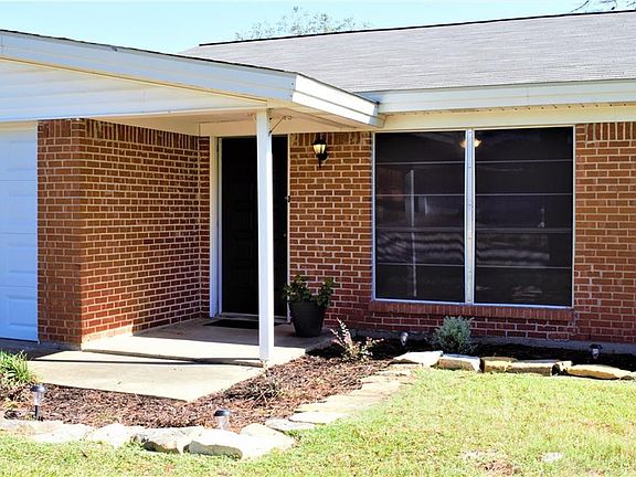 2nd image of 6954 Crabtree Ln