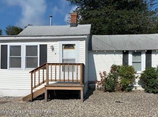 9 Vessel Rd, Waretown, NJ 08758