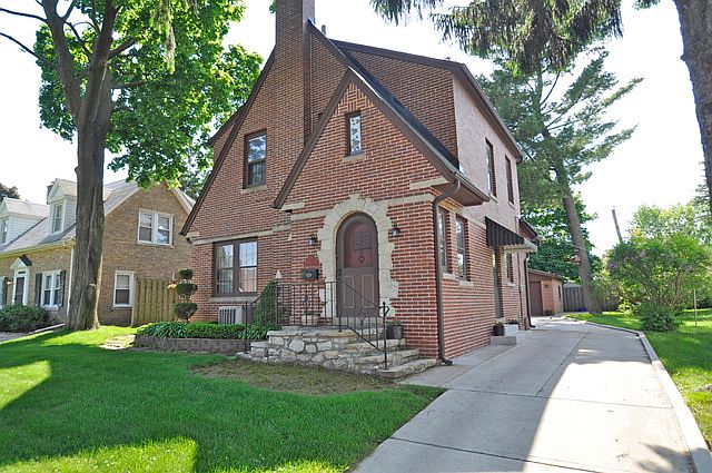 1st image of 630 N Martin Ave