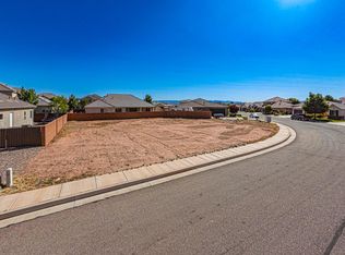 422 E Saddleback Rd, Washington, UT 84780
